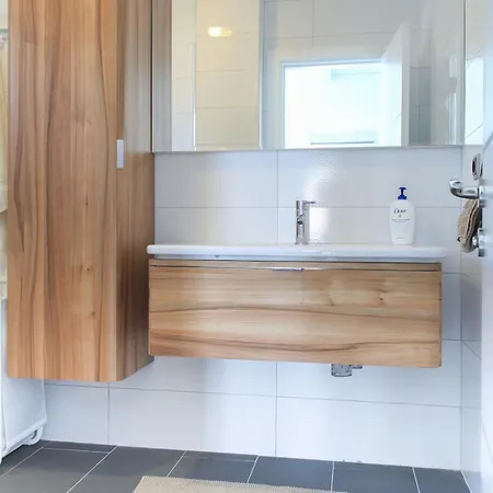 Stylish & Cosy With Private Pool