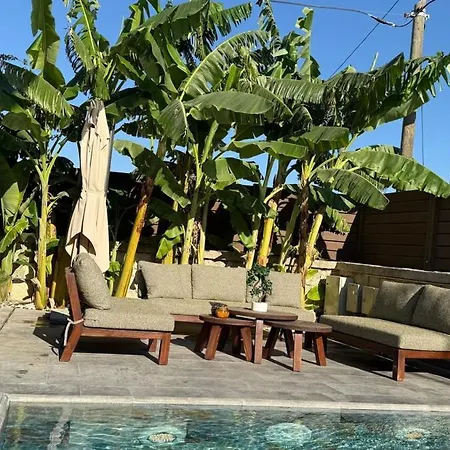 Stylish & Cosy With Private Pool Villa Çeşme