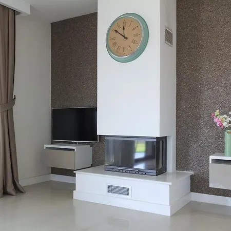 Stylish & Cosy With Private Pool Çeşme